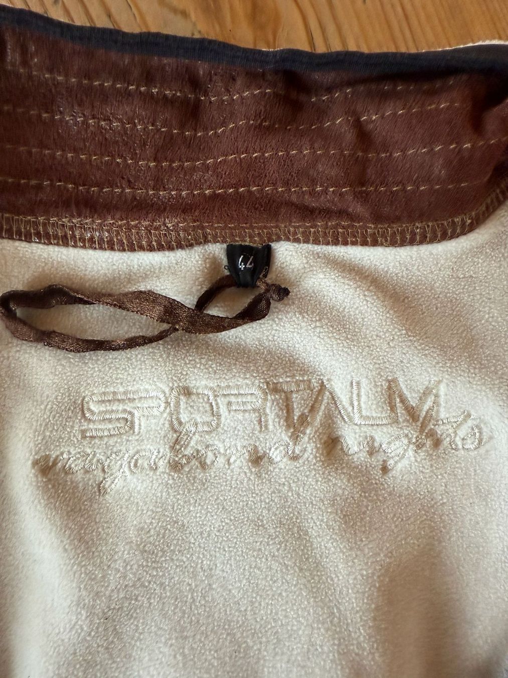 Jacken: Jacke – Gebraucht aus Flawil von Stella_3 3