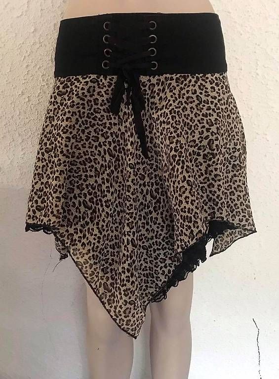 Gonne: Rock / Jupe Leopard – Usato da Seewil venduto da HevySchluep