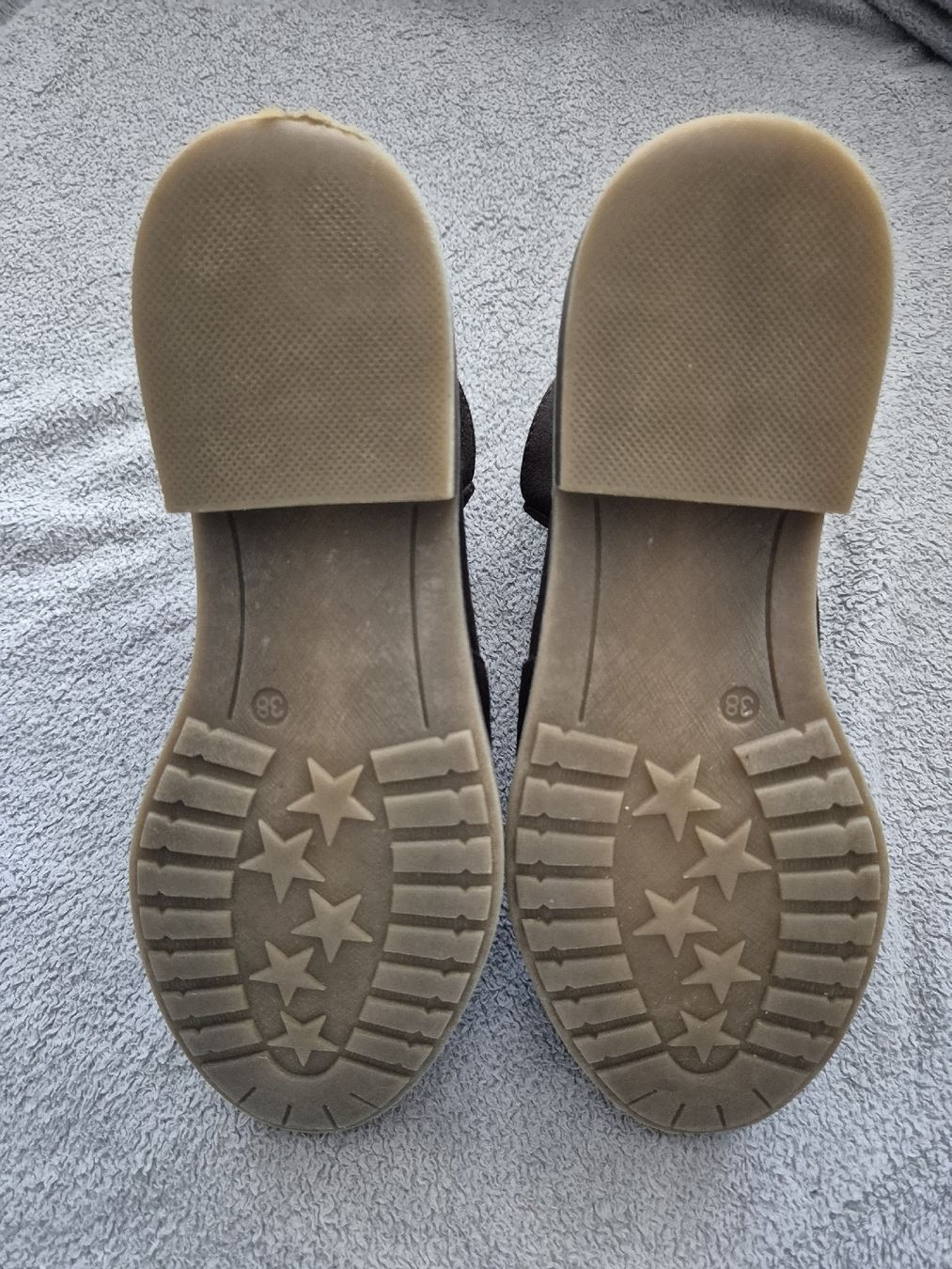 Damenschuhe: Braune Stiefeletten, Grösse 38 – Gebraucht aus Fischingen von rru_fw5h 3