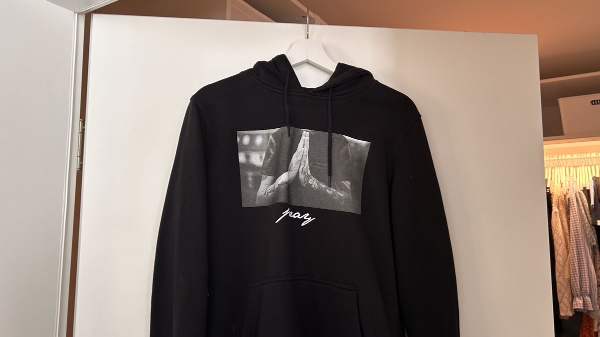 Snipes Pullover & Sweatshirts: Pray Hoodie von Snipes – Gebraucht aus Bülach von lguedeskr