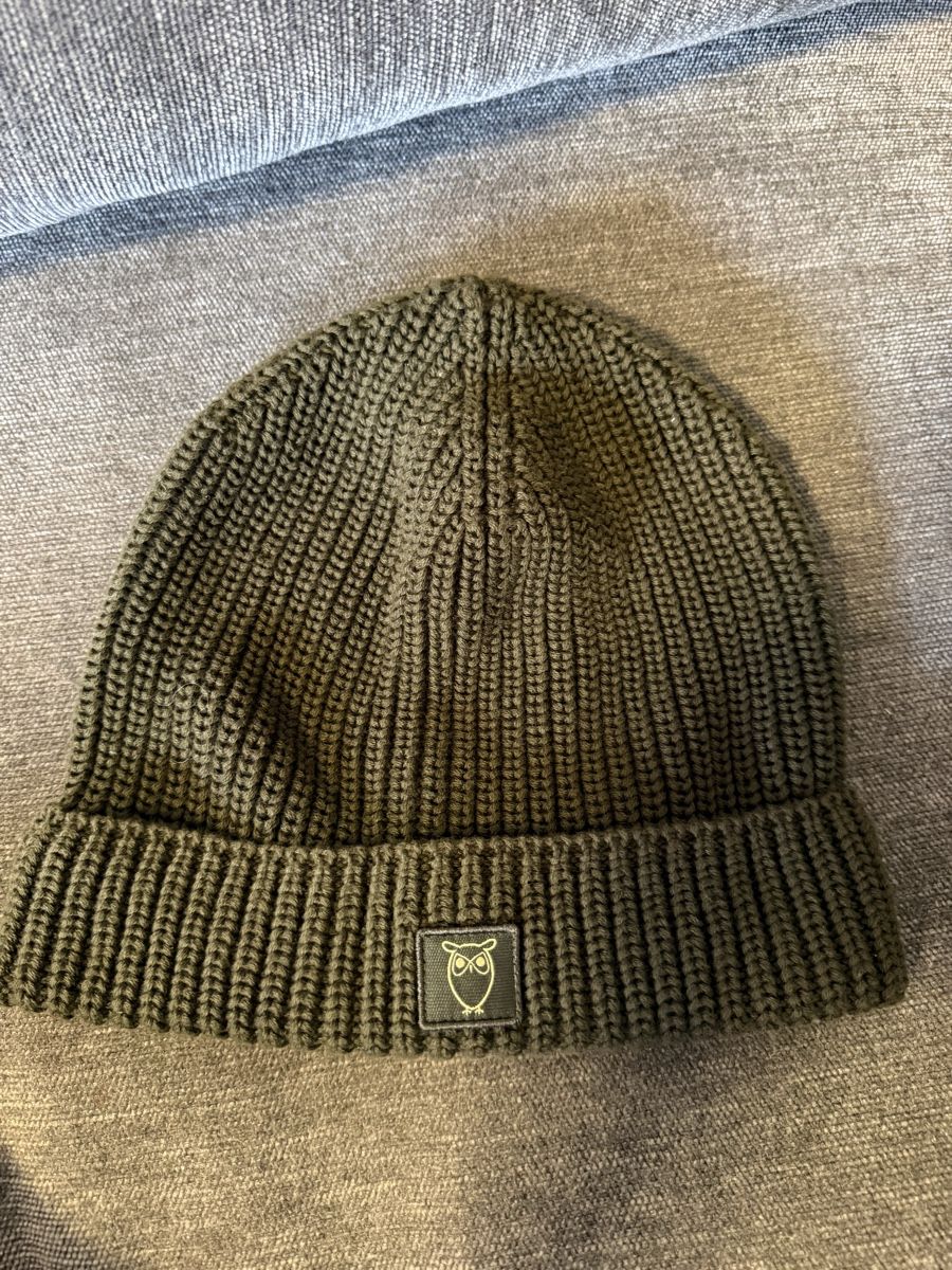 Copricapi, berretti & cappellini: Knowledge Cotton Apparel hat – Nuovo (secondo la descrizione) da Zürich venduto da mul_ldm9