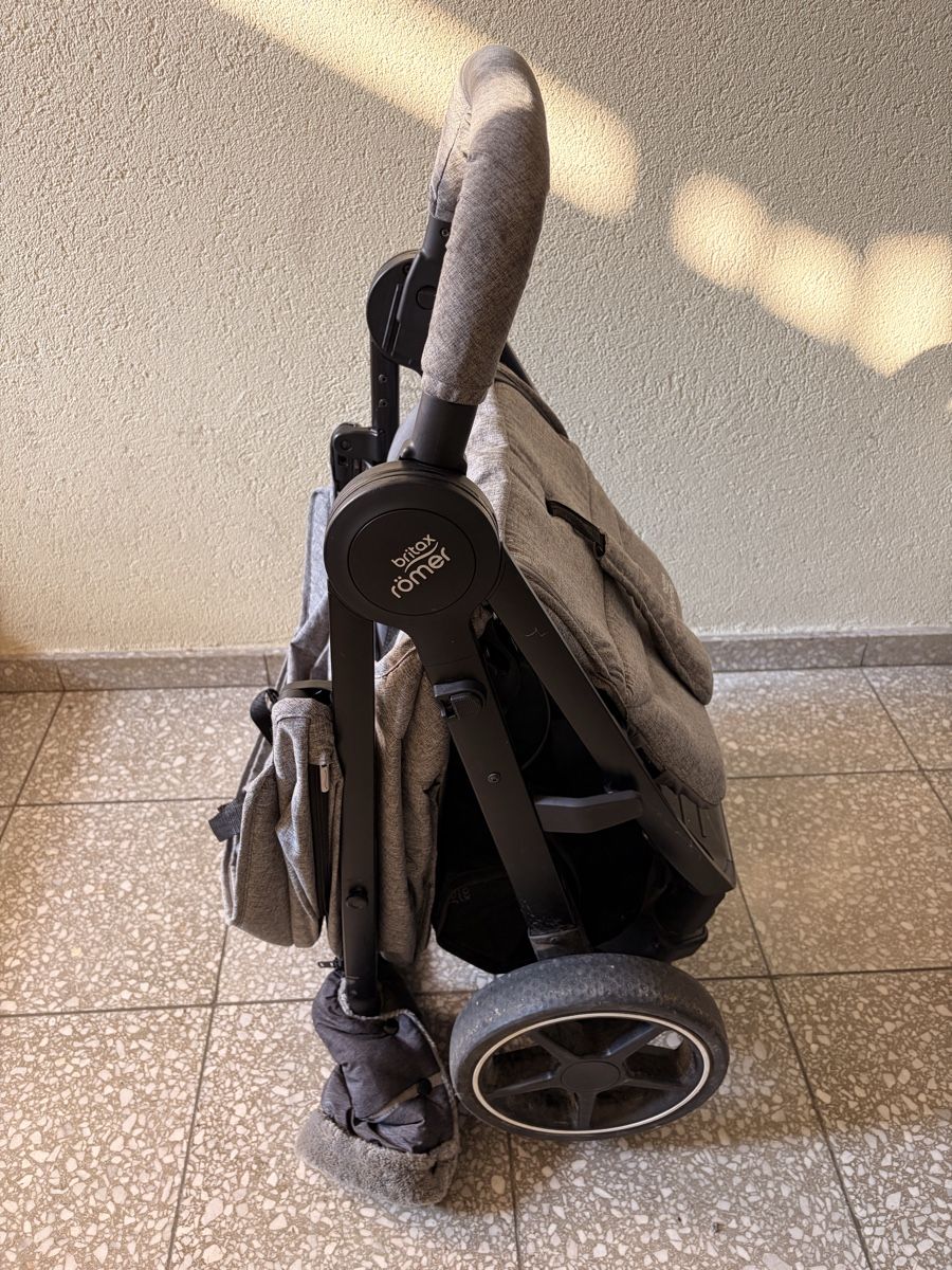 Britax Römer Kinderwagen: Kinderwagen Britax Römer – Gebraucht aus Wittenbach von laramarighetto 8