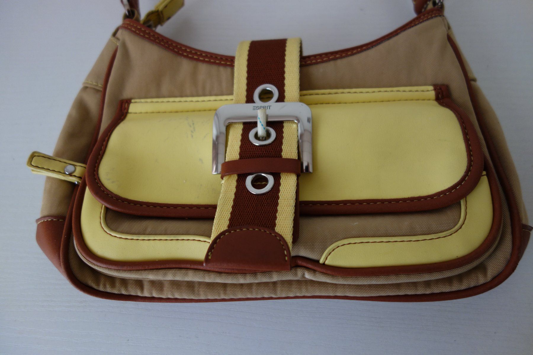 Esprit Borse da donna: Handtasche Damen Esprit – Usato da Schachen b Herisau venduto da Locophon 1