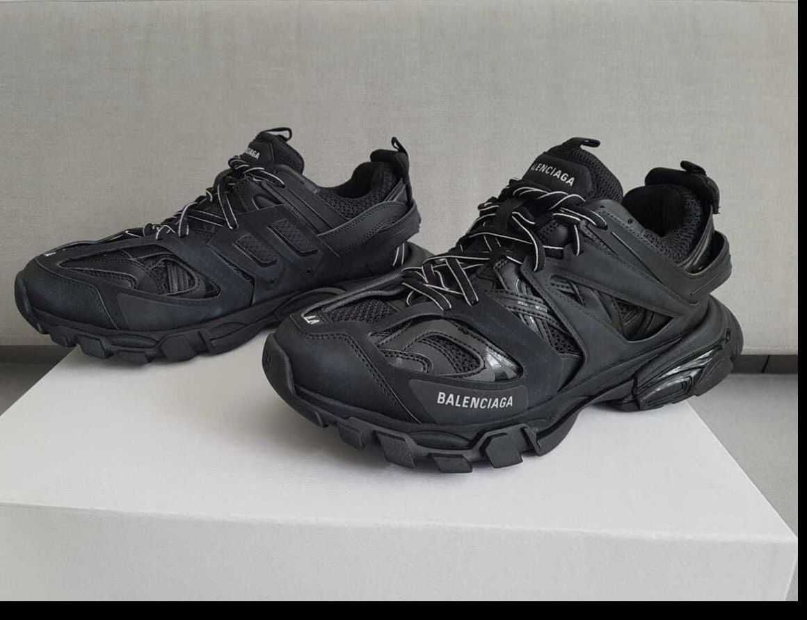 Balenciaga Track 42 Full set (Neu (gemäss Beschreibung)) in Buchs