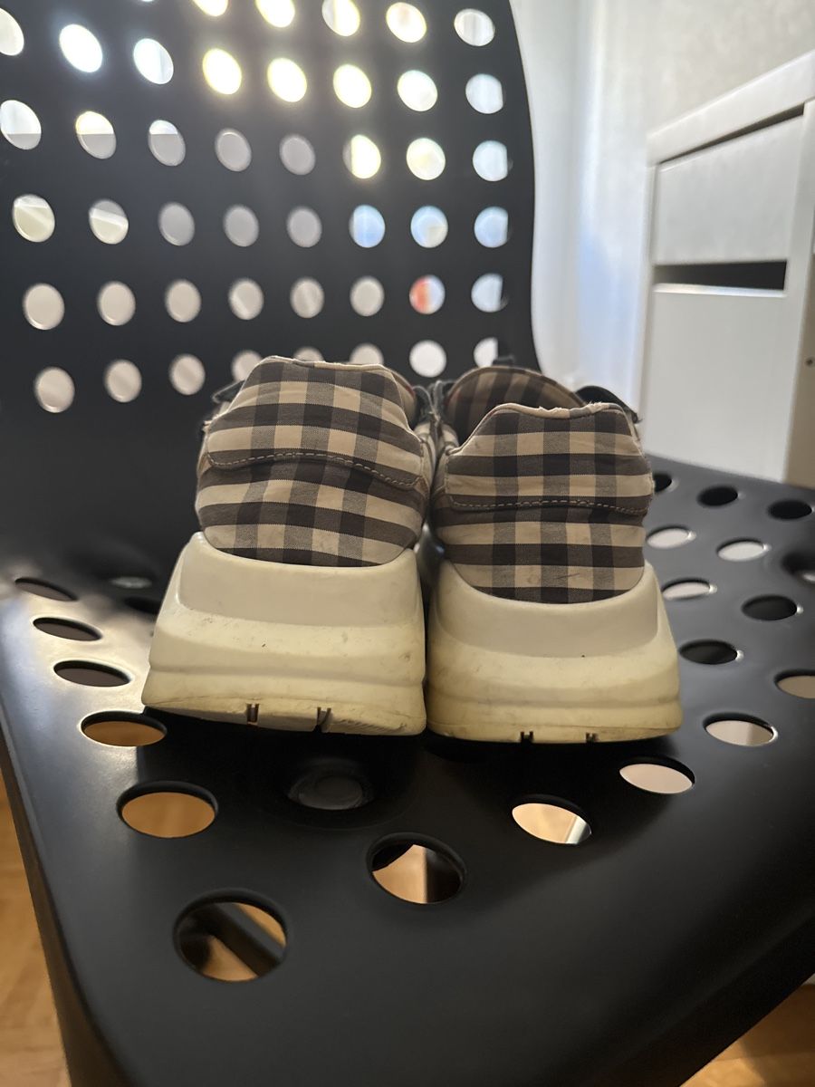 Burberry Scarpe da uomo: Baskets Burberry Vintage – Usato da Lausanne venduto da raf_k5nx 2