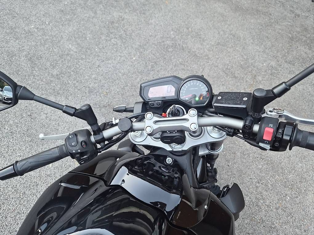 Strasse: FZ1 N ABS Yamaha – Gebraucht aus Corsier-sur-Vevey von Flo_8kr8 2