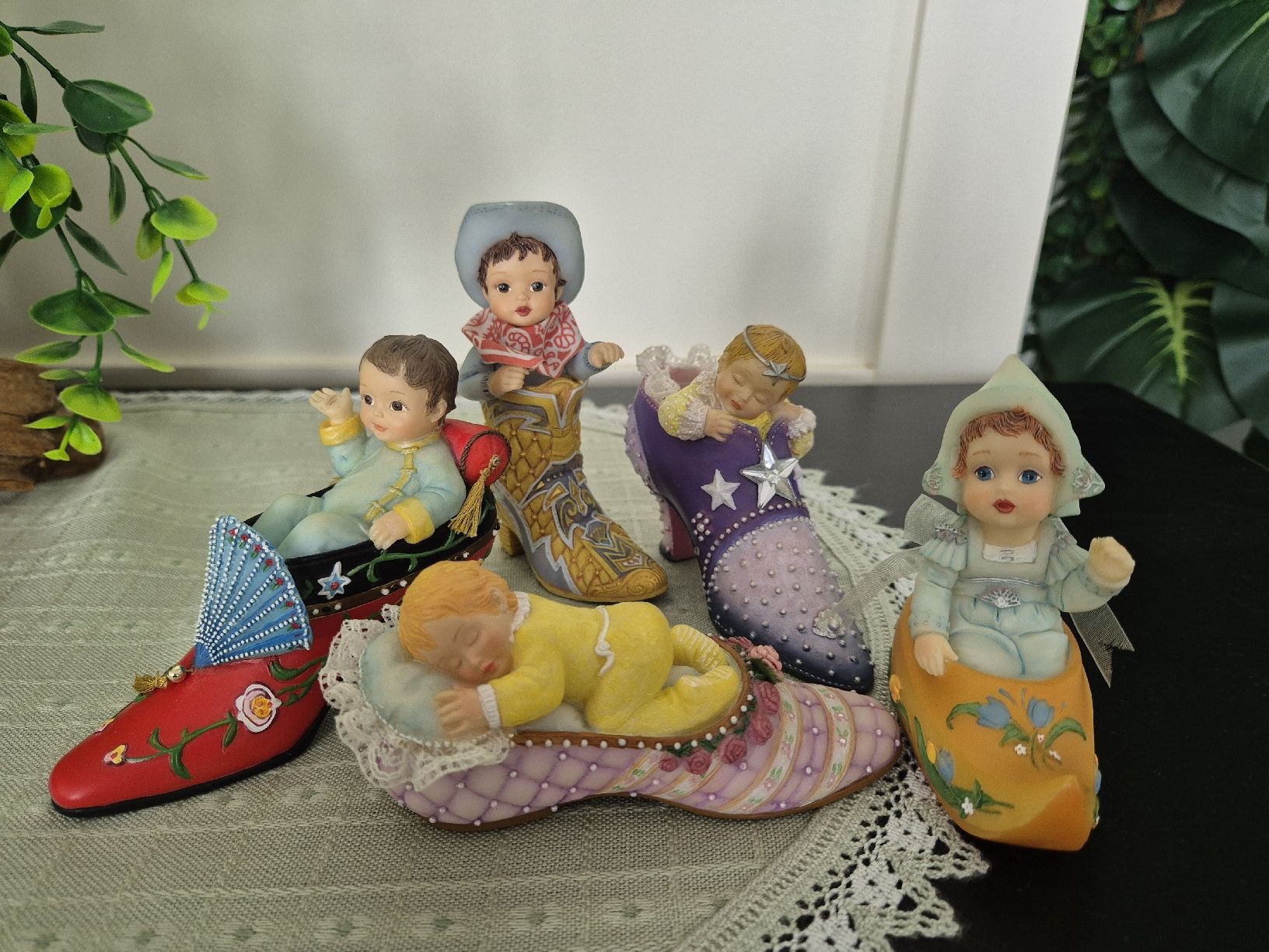 Figuren: Ashton-Drake Galleries "Tiny Dreamers" Figuren 5 St. – Gebraucht aus Eschlikon TG von zuzanka80
