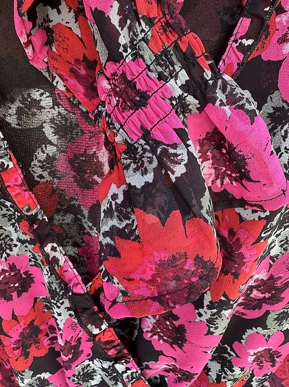 Vestiti:  Robe Noire à Fleurs avec illets Rouges - T.32  – Nuovo e nell'imballaggio originale da Vandoeuvres venduto da Viviane. 1