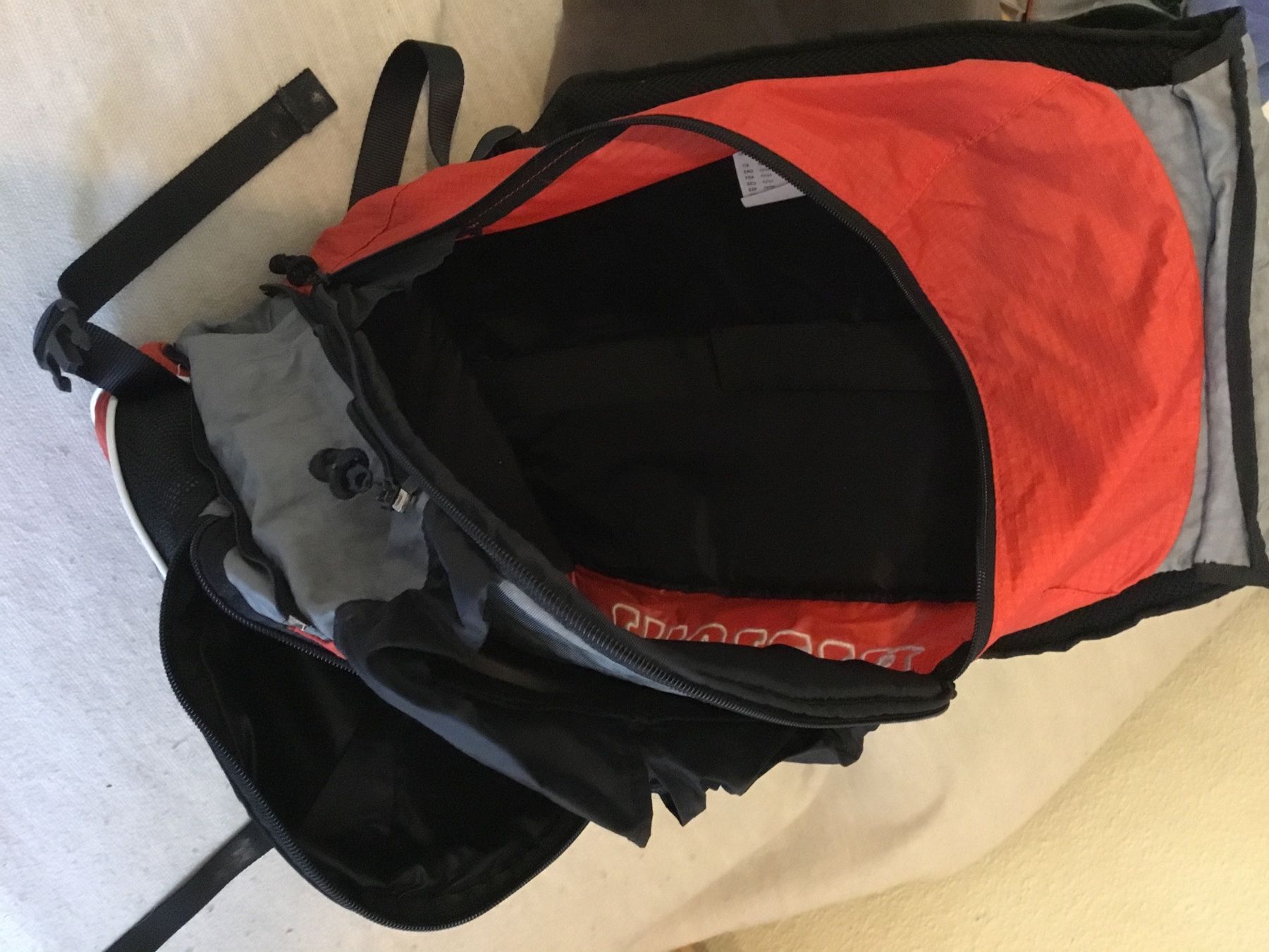 Invicta Zaini: Schulrucksack von Invicta – Nuovo (secondo la descrizione) da Diessenhofen venduto da quinto9 5