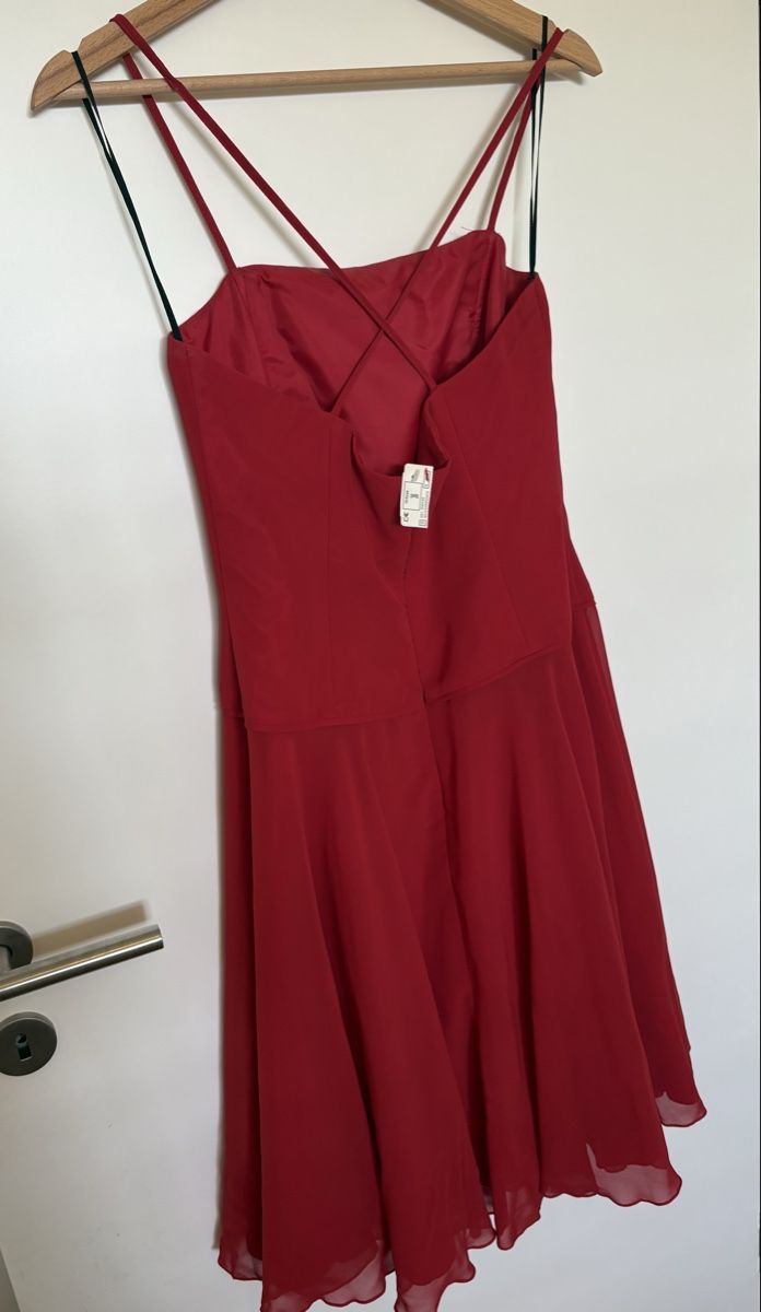 Vestiti: Kleid rot Grösse 36 neu mit Etikett – Nuovo e nell'imballaggio originale da Niederhelfenschwil venduto da Edenwater12 2