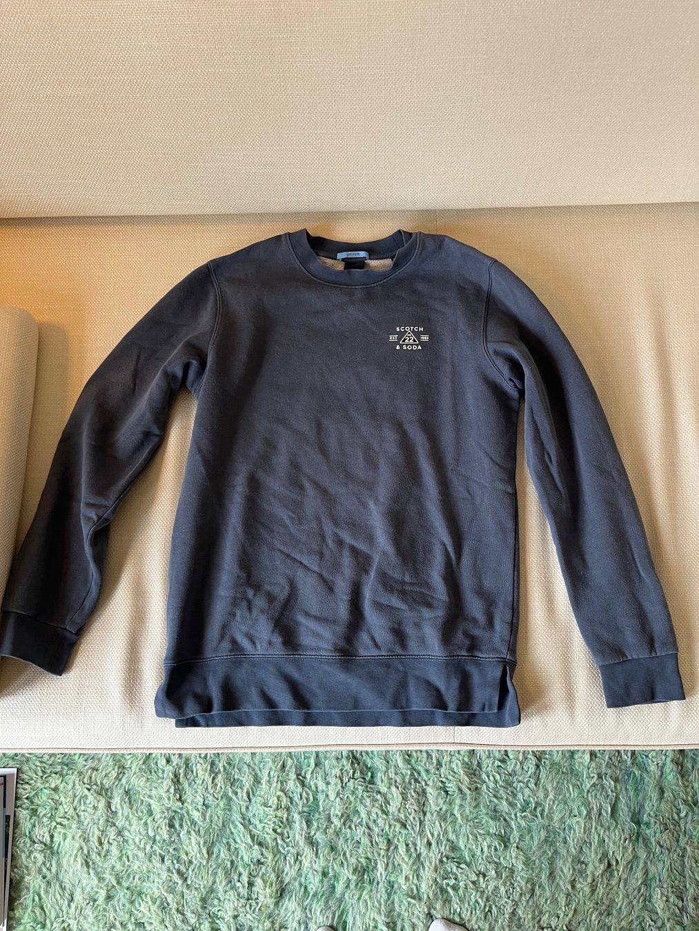 Maglioni & Felpe: Scotch&Soda sweater size M blue – Usato da Zürich venduto da Simontr