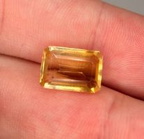 Ab 1 Fr. - 4.75 ct natürlicher Gold-Topas Edelstein