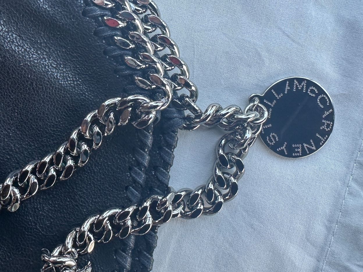 Stella McCartney Borse da donna: Stella McCartney Falabella Large nera,  MAI usata! – Nuovo (secondo la descrizione) da Savosa venduto da FabiaMaj 1