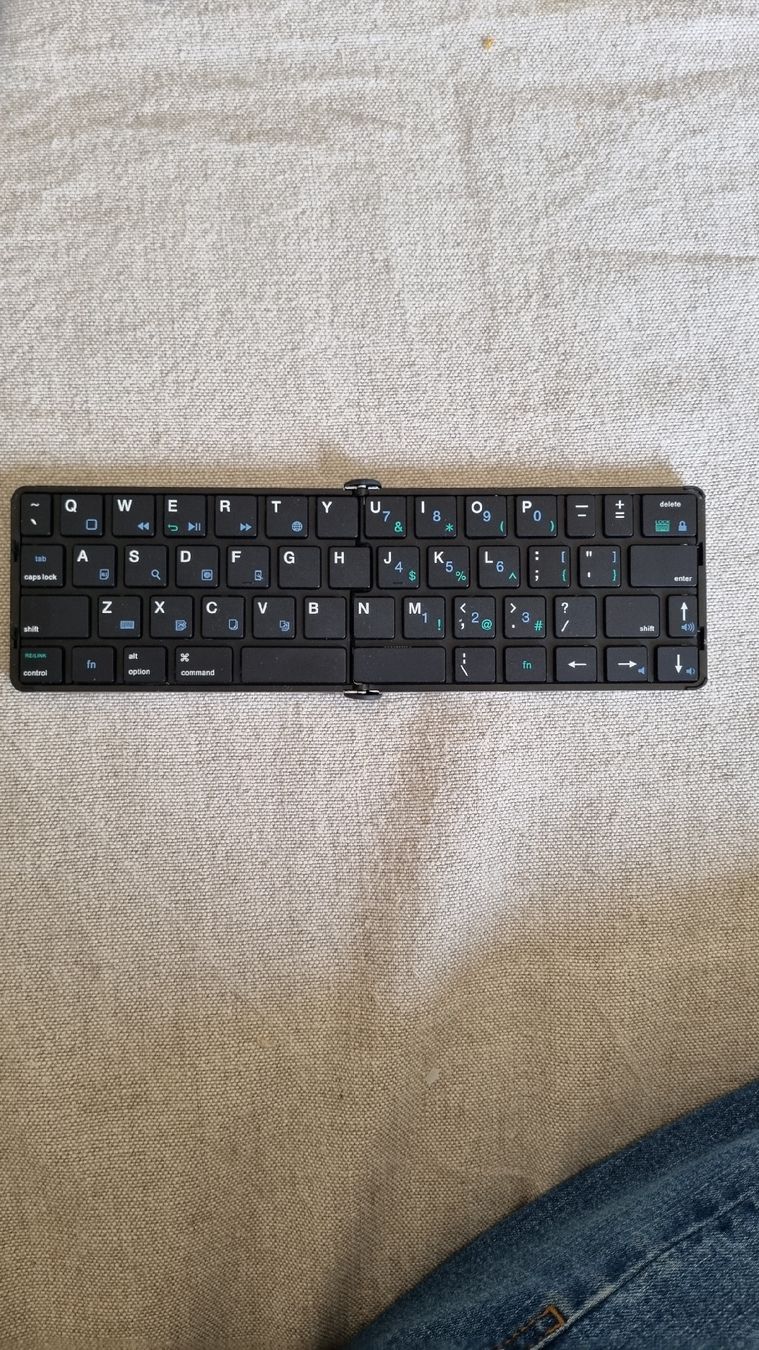 Tastiere: Bluetooth Keyboard (foldable) – Usato da Montagnola venduto da mattbert86
