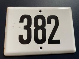 hausnummer 382 /antik/nummernschild