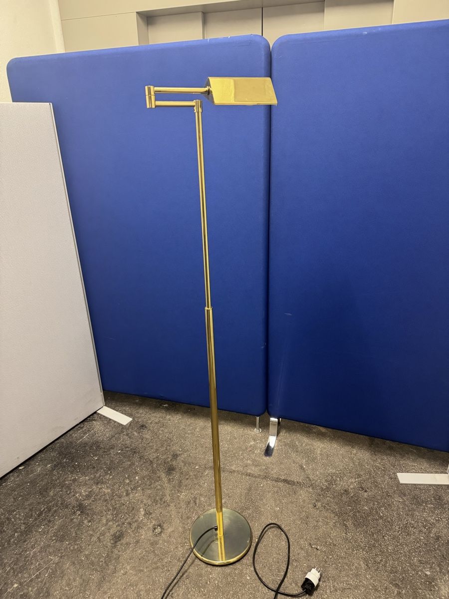 Lampade: Messing Stehlampe verstellbar – Usato da Bern venduto da samryan