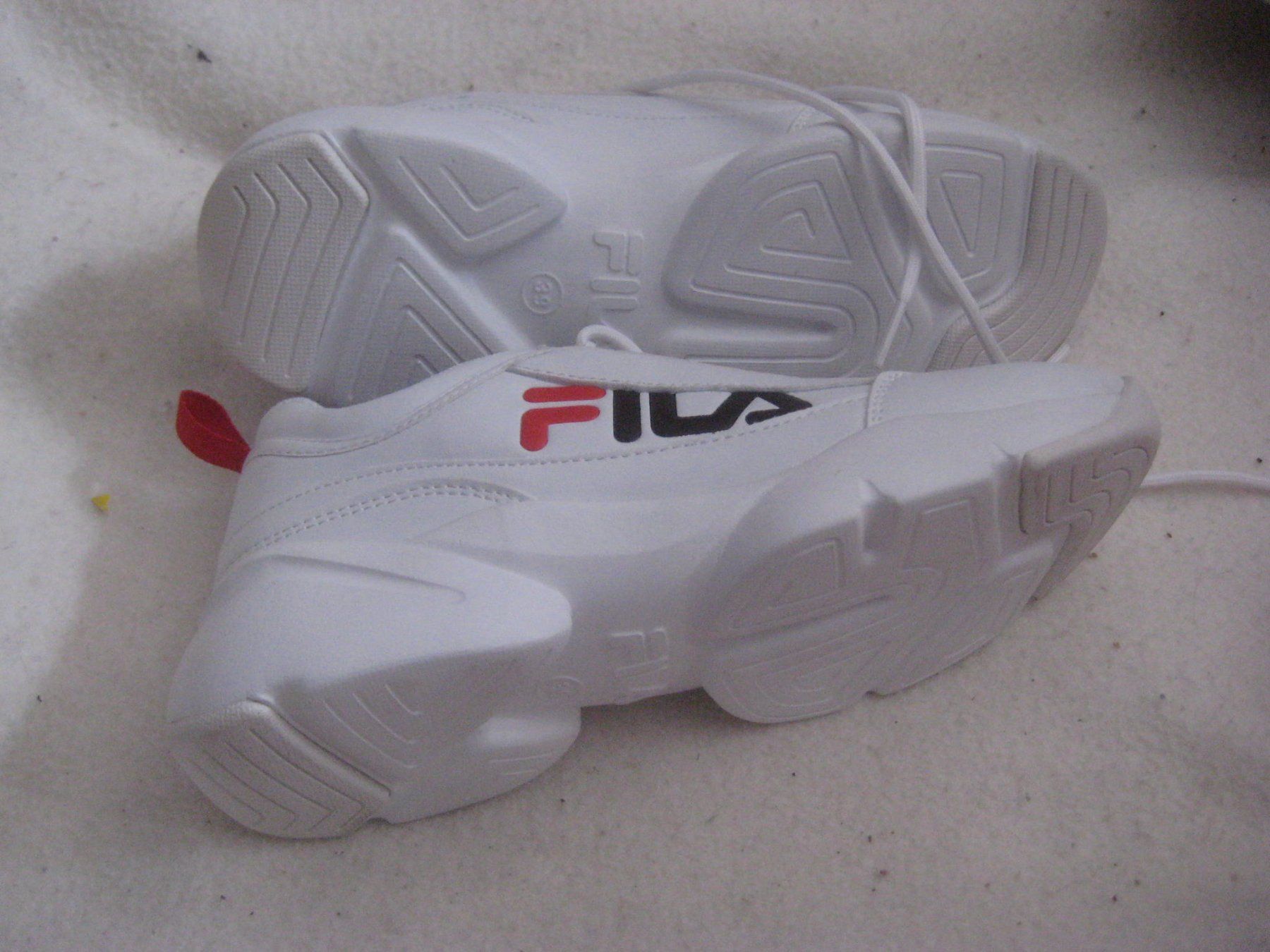 Fila Scarpe da donna: DAMEN  LAUFSCHUHE – Nuovo (secondo la descrizione) da Uster venduto da flocke1 2