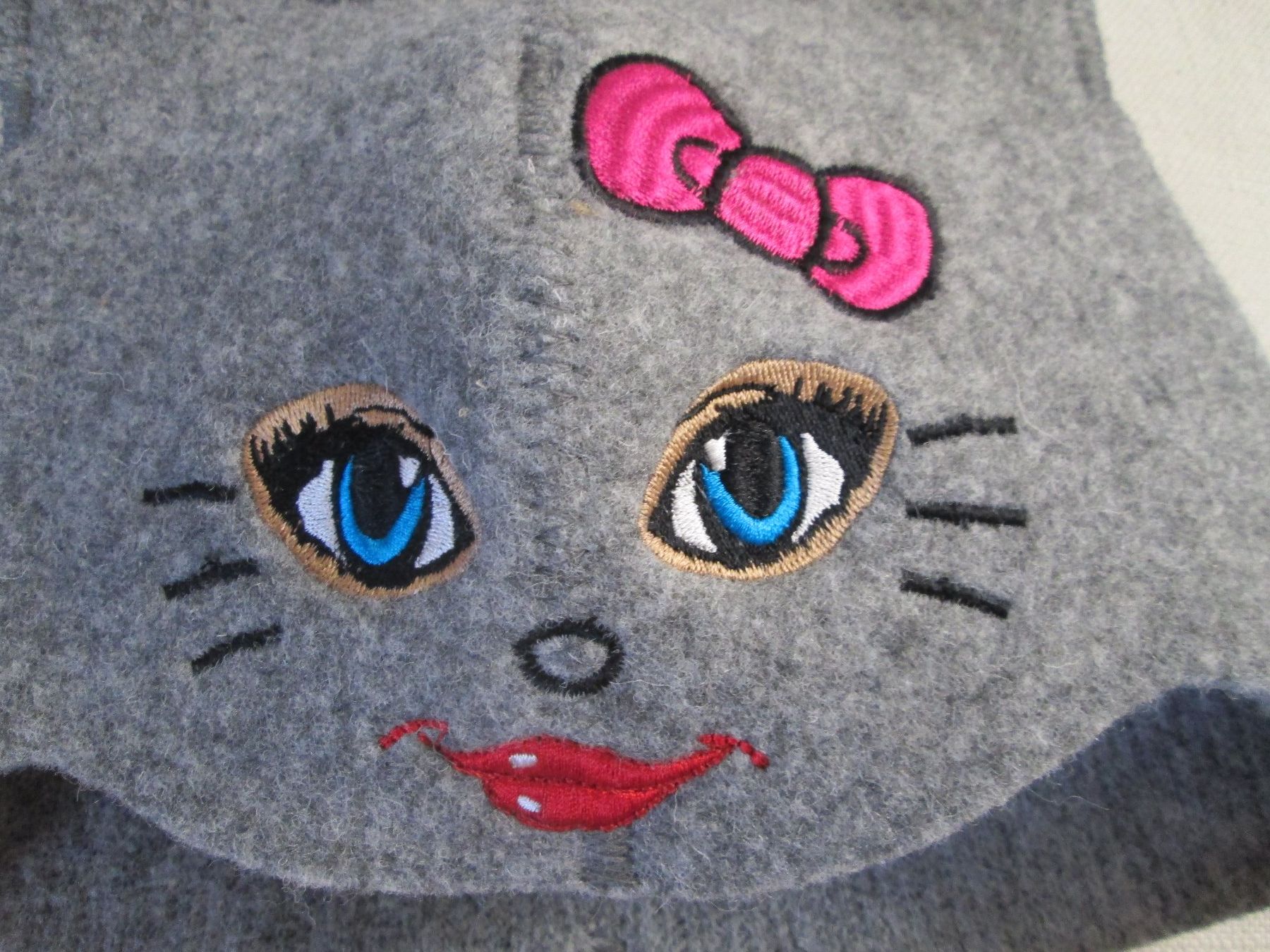 Chapeaux, bonnets & casquettes: Saunahut Katzengesicht – D'occasion à Neuchâtel par Dualseele 1