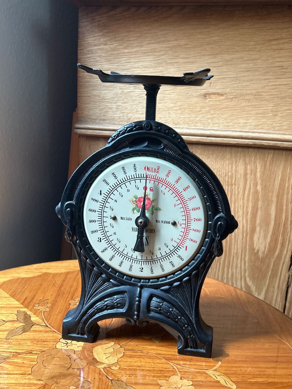 Bilance da cucina: Küchenwaage EKS aus Schweden 1950 – Usato da Unterkulm venduto da AntiqueChic.