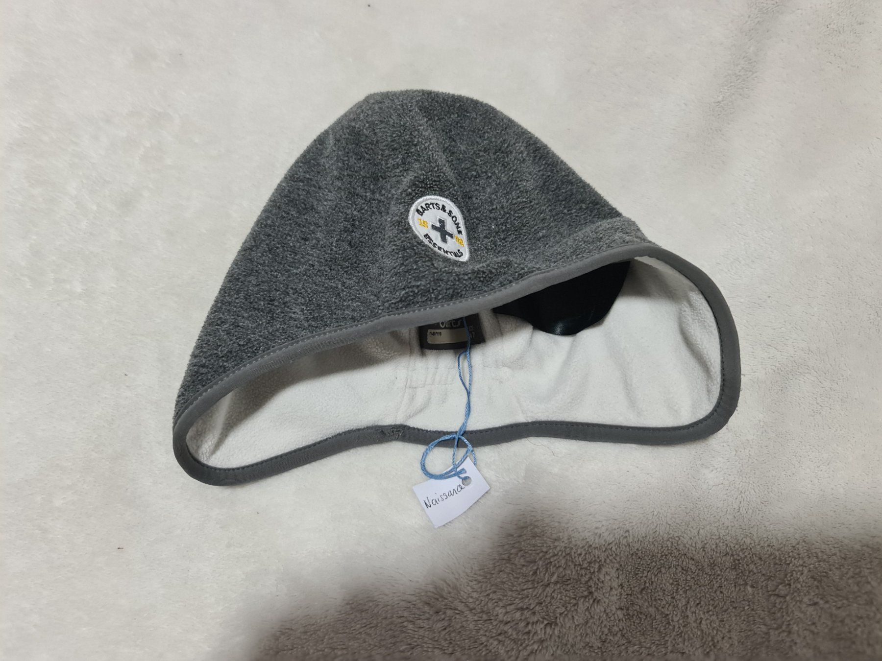 Berretti & Sciarpe: Bonnet naissance – Usato da Orbe venduto da wulfnacht