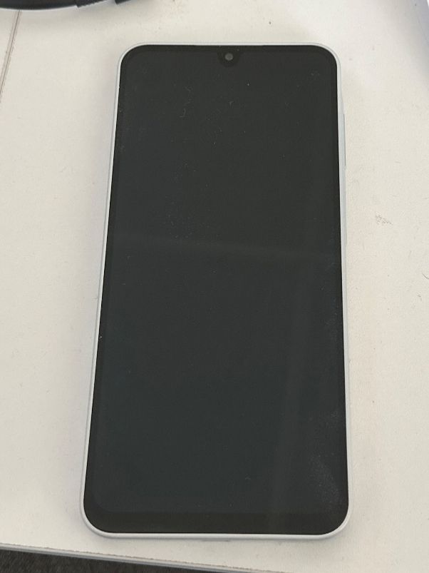 Samsung Handys / Smartphones: Samsung Galaxy A16 – Gebraucht aus Montlingen von Noelluechinger 1