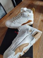 Jordan MVP Taille 42 - Edition Limitée Or Métallique !
