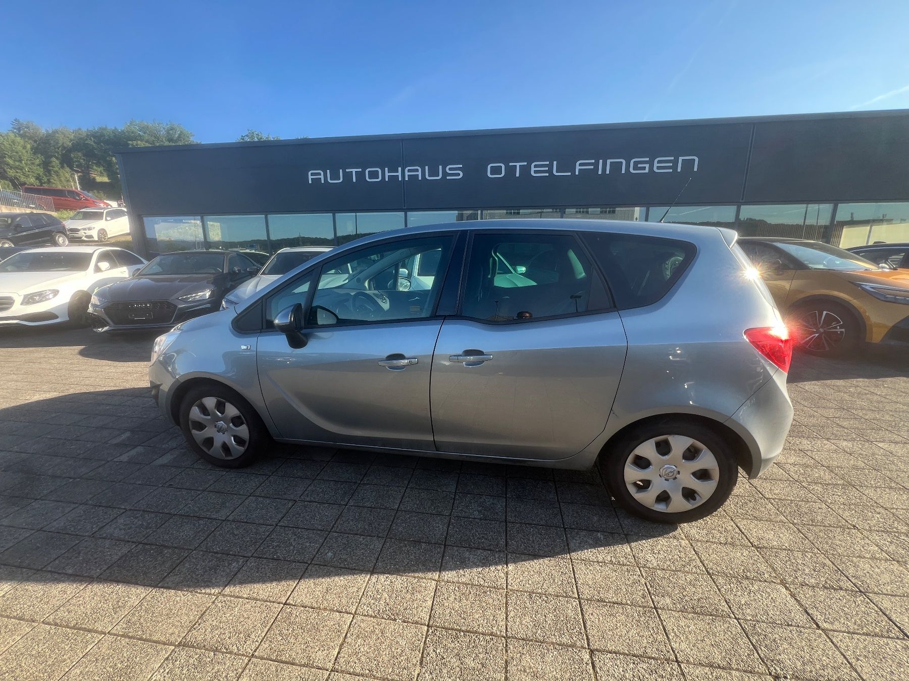 Opel Autos: Opel Meriva – D'occasion à Otelfingen par hof74
