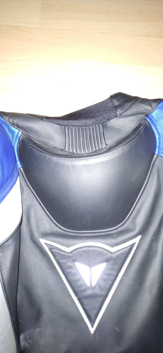 Dainese Anzüge: Lederkombi Dainese 1teilig Grösse 54 – Gebraucht aus Chur von Chur125 3