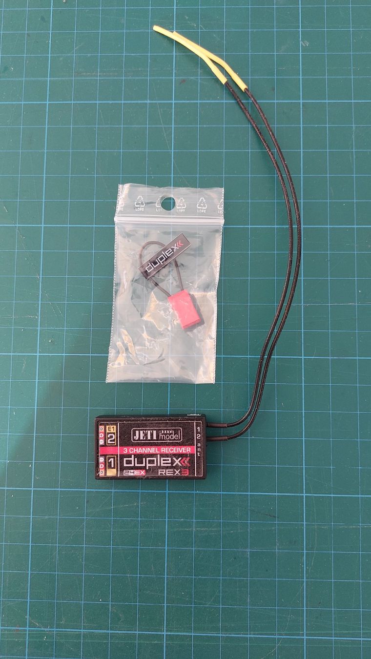 Jeti Ricevitori: Jeti DUPLEX 2.4EX Empfänger REX 3, Antenne 20 cm – Usato da Hünenberg venduto da schulbe 2