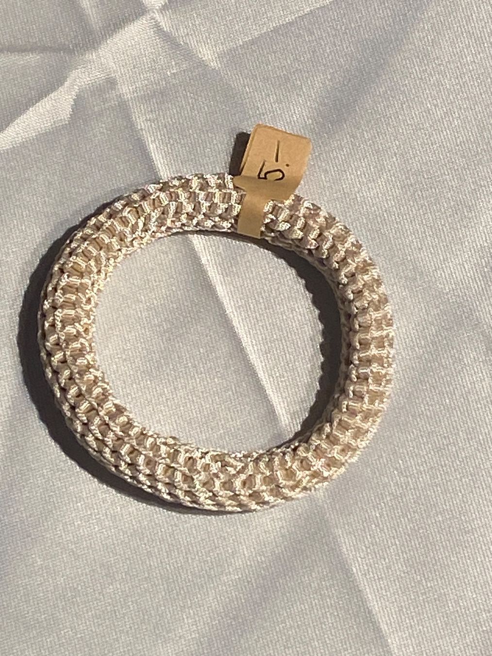 Bracciali & Braccialetti: STOFF ARMBAND-BEIGE,HANDGEMACHT – Nuovo e nell'imballaggio originale da Meienried venduto da ManuelaBoutique 1