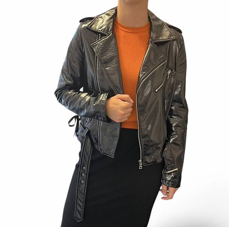 Giacche: schicke Lackjacke in Lederoptik Grösse M-L – Usato da Zürich venduto da cel_cw9k 4