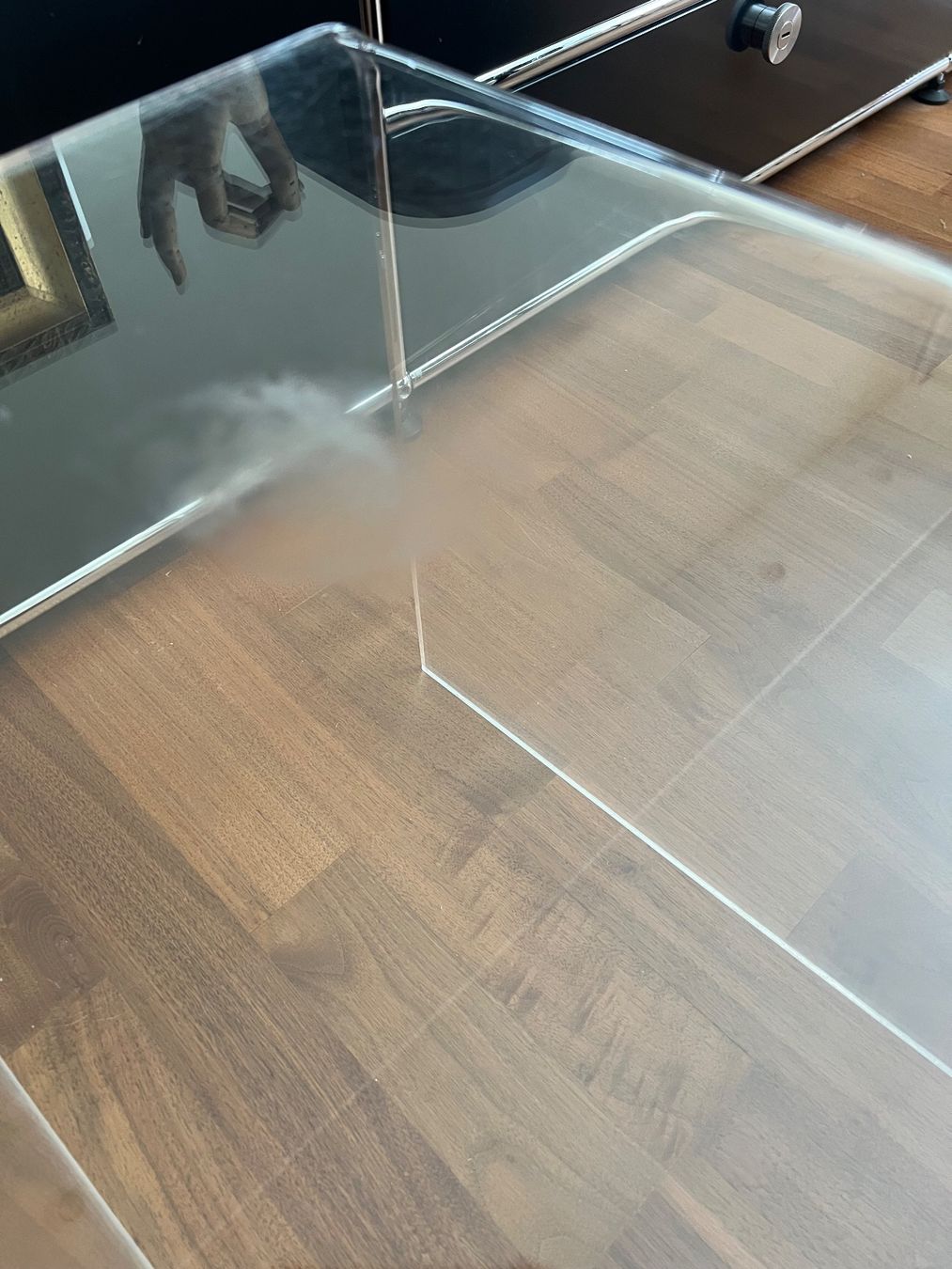 Tavoli: Acryl Plexiglas Beistelltisch Vintage – Usato da Jona venduto da Sariksa 8