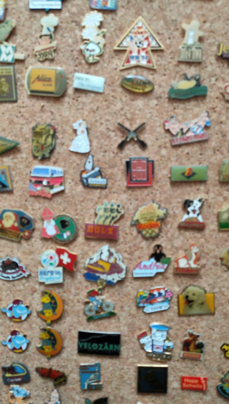 Placchette & Badge: Pin Sammlung XXL – Usato da Luzern venduto da Luzern_Energy 2