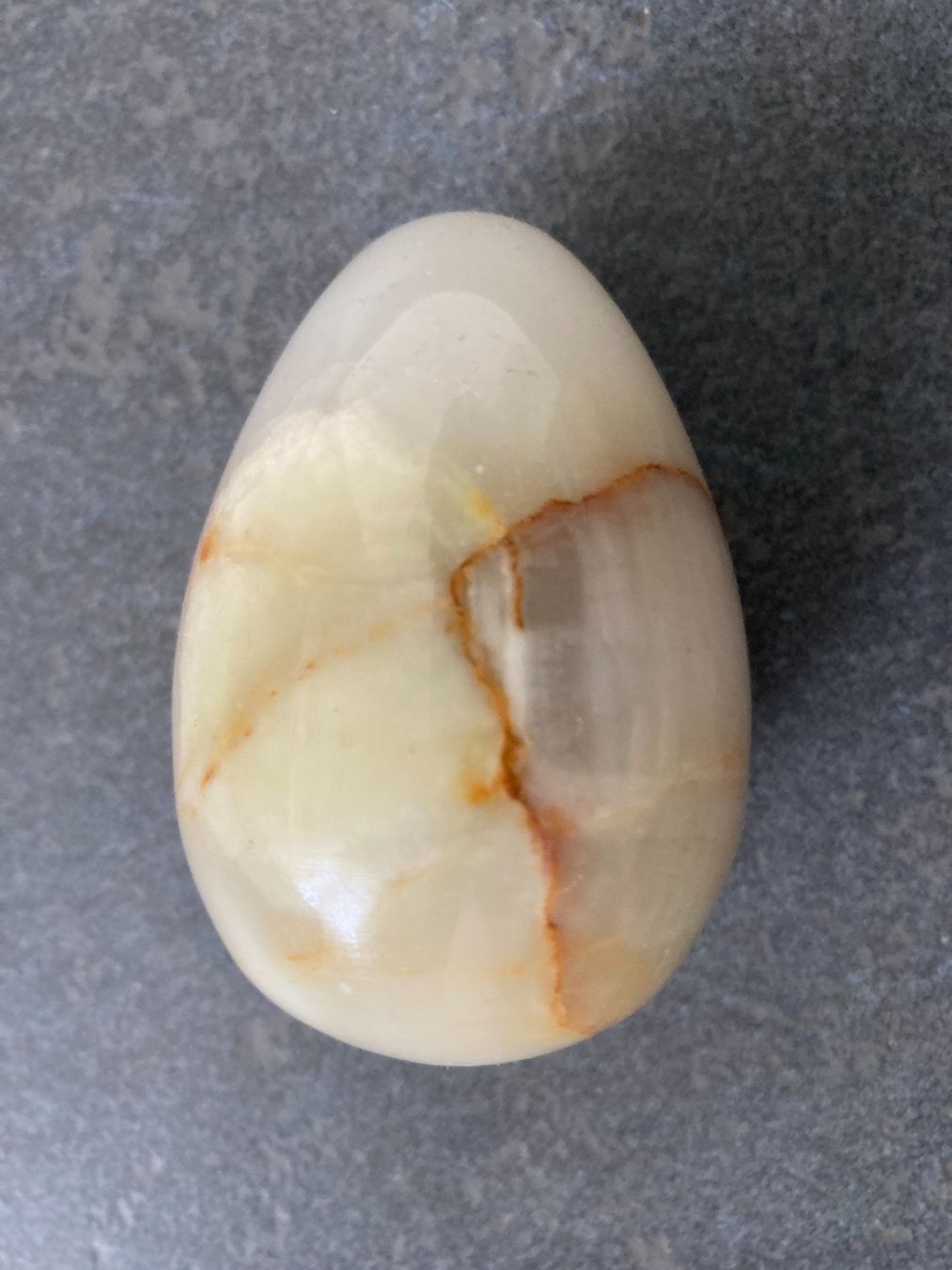 Minerali & Pietre curative: EI   STEINEI  ALABASTER – Usato da Subingen venduto da ArtBead 1