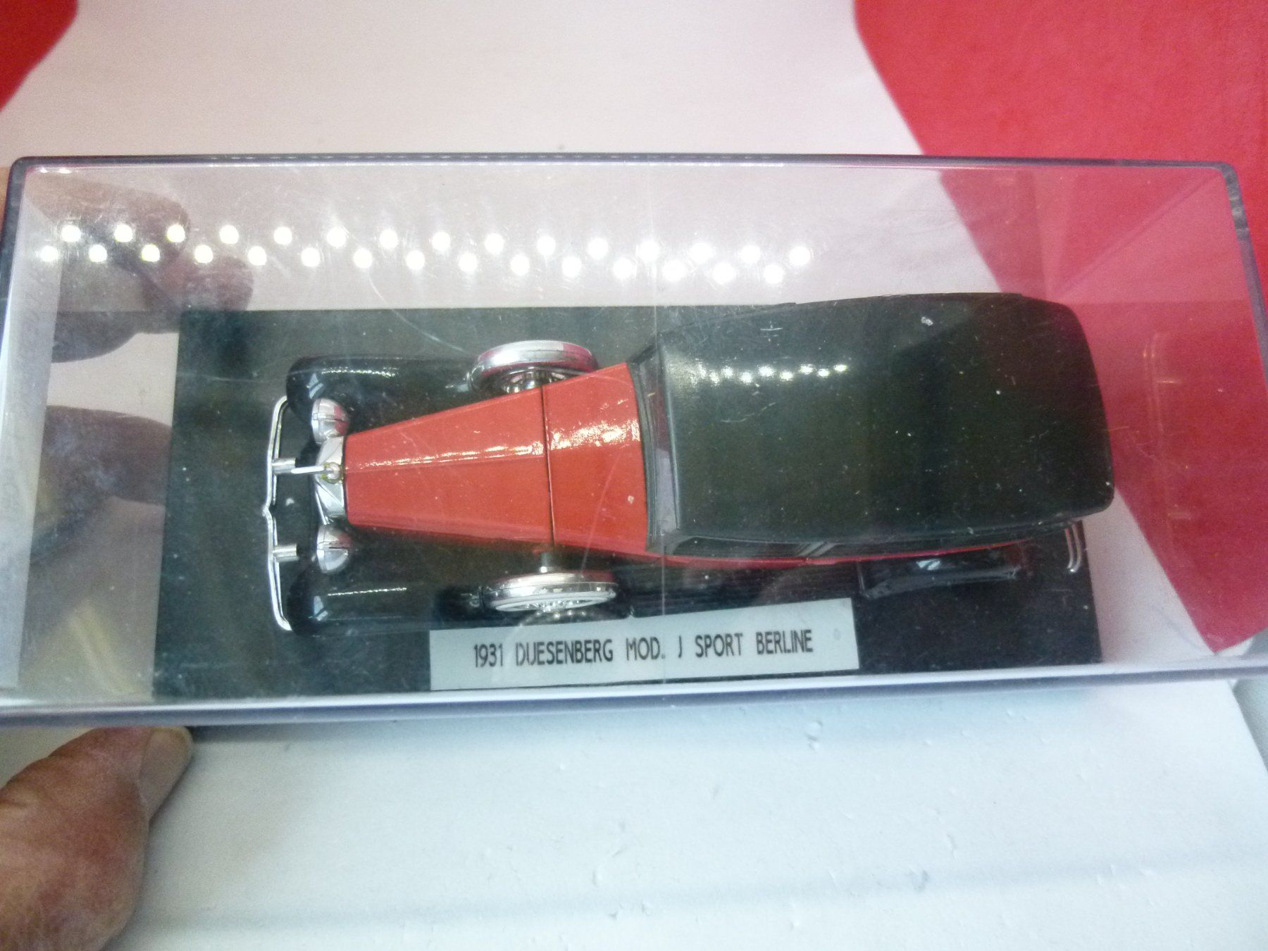 Solido Modellautos: Düsenberg 1931 - rot schwarz in Box von Solido – Gebraucht aus Reiden von Aston2 2