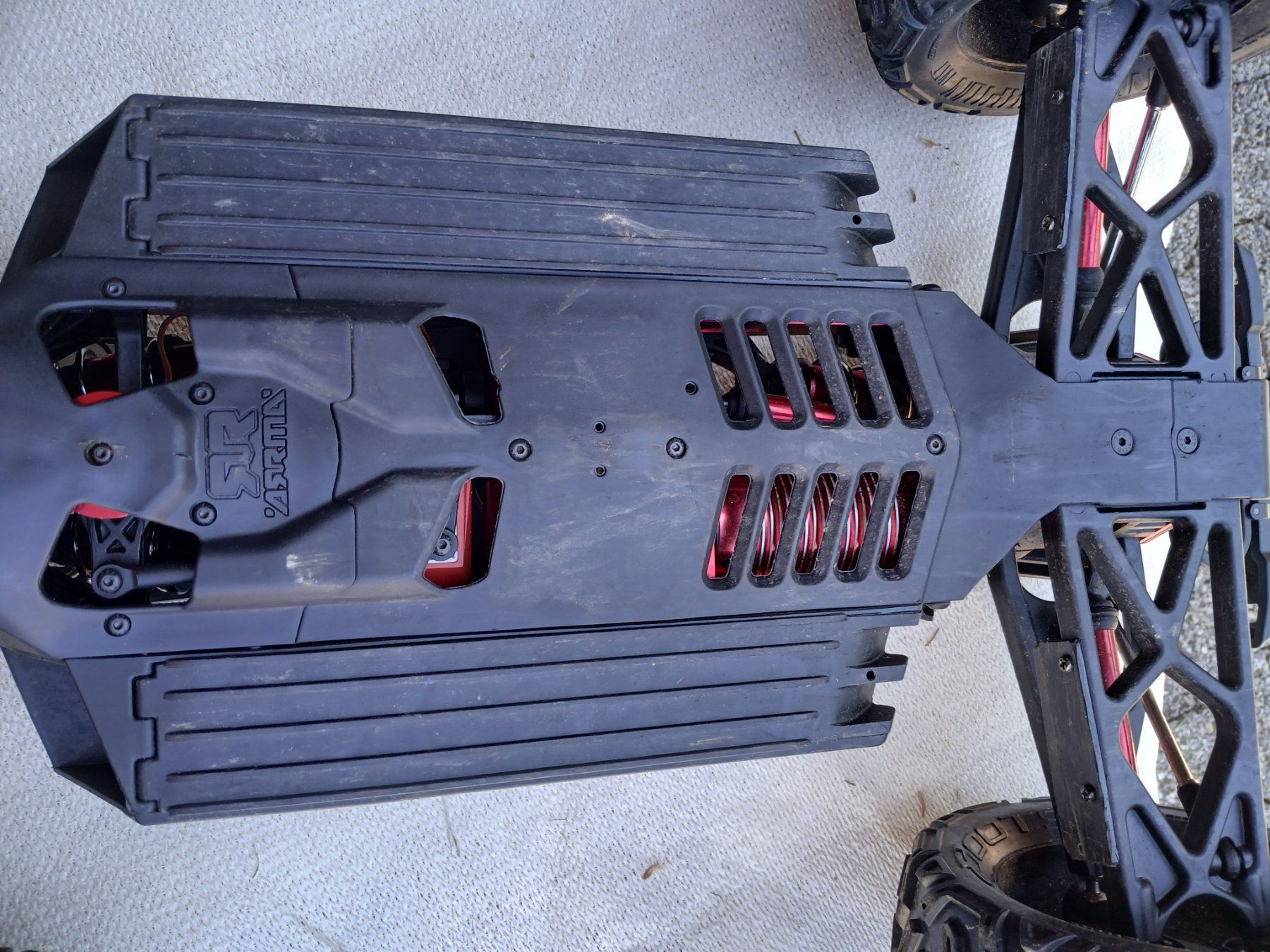 Arrma Modellismo RC: Arrma Nero – Usato da Rüegsbach venduto da Rover110 2
