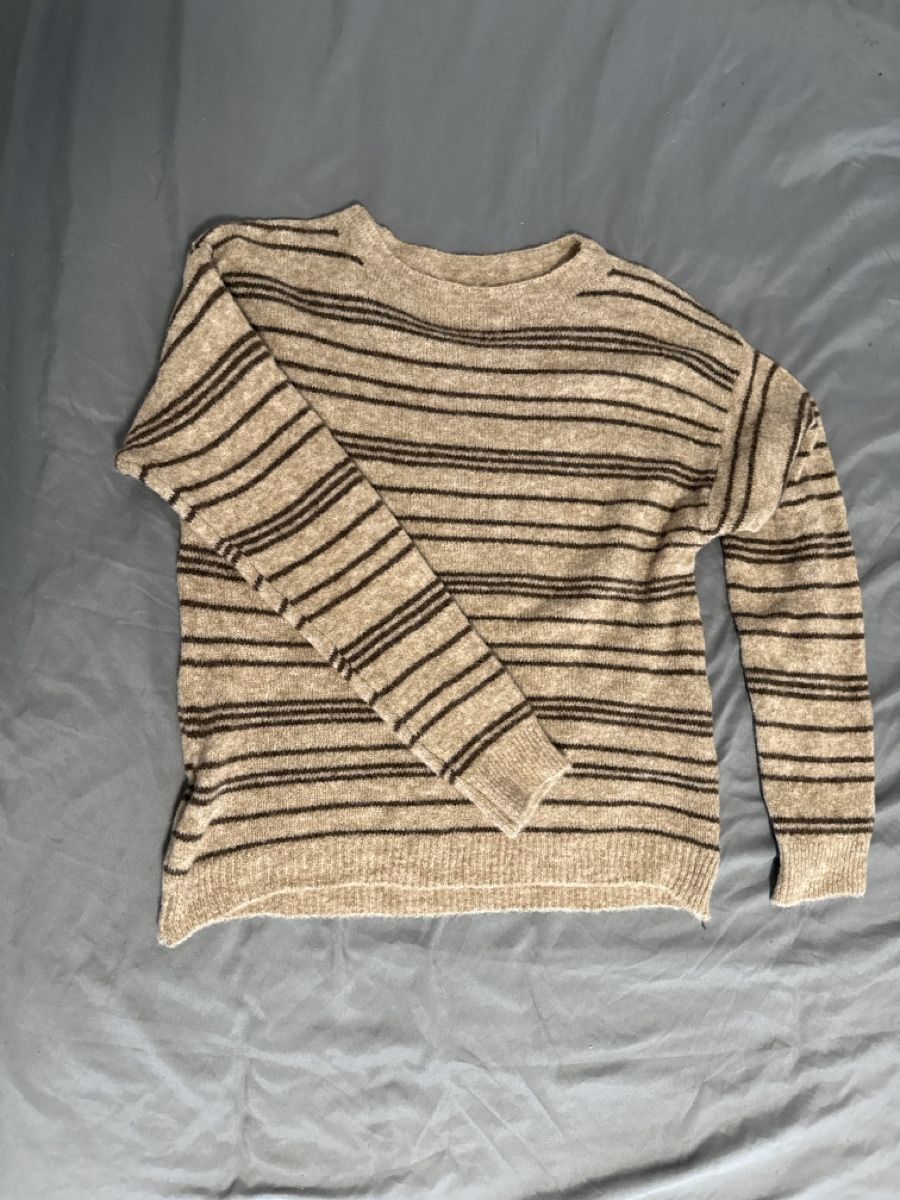Maglioni & Felpe: Italian Striped Knit Sweater – Nuovo (secondo la descrizione) da Renens VD venduto da nan_8v9l