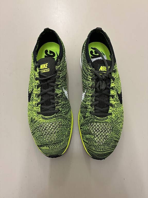 Nike Scarpe da uomo: Nie getragene Nikes / Grösse 42 – Nuovo (secondo la descrizione) da Kloten venduto da Boki_1987 1
