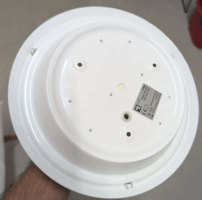 Lustres & lampes de plafonds: Deckenleuchte mit LED / Ceiling light fixture with LED – D'occasion à Zürich par Spyros 1