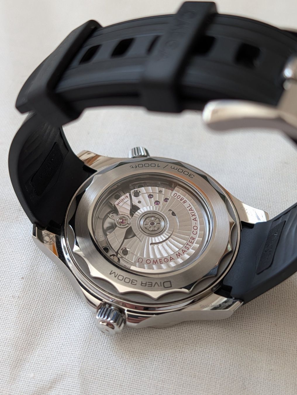 Omega Uhren: Omega Seamaster Diver 300 M – Gebraucht aus Bernex von cor_pb2f 4