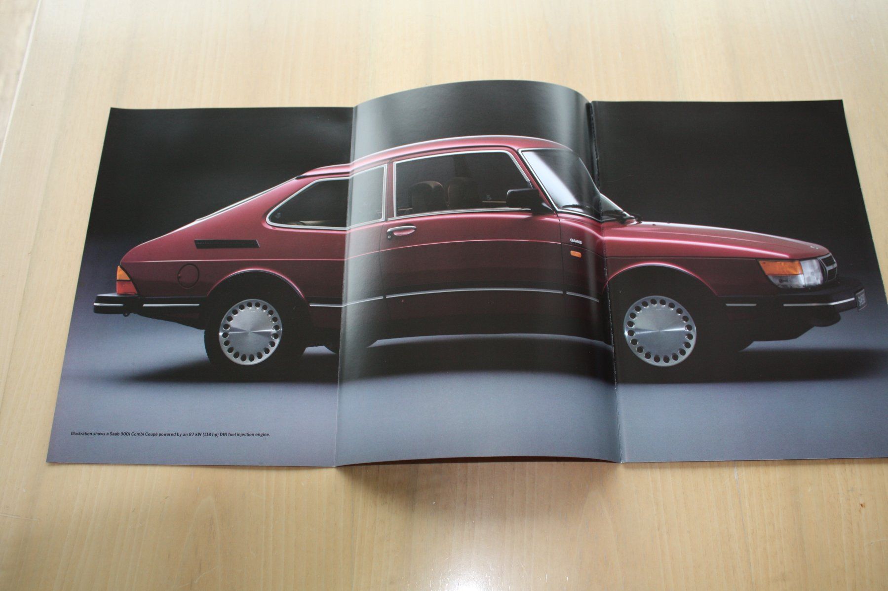 Saab Documenti: Saab 900/900i Prospekt 1986 – Usato da Wikon venduto da erwin400 1
