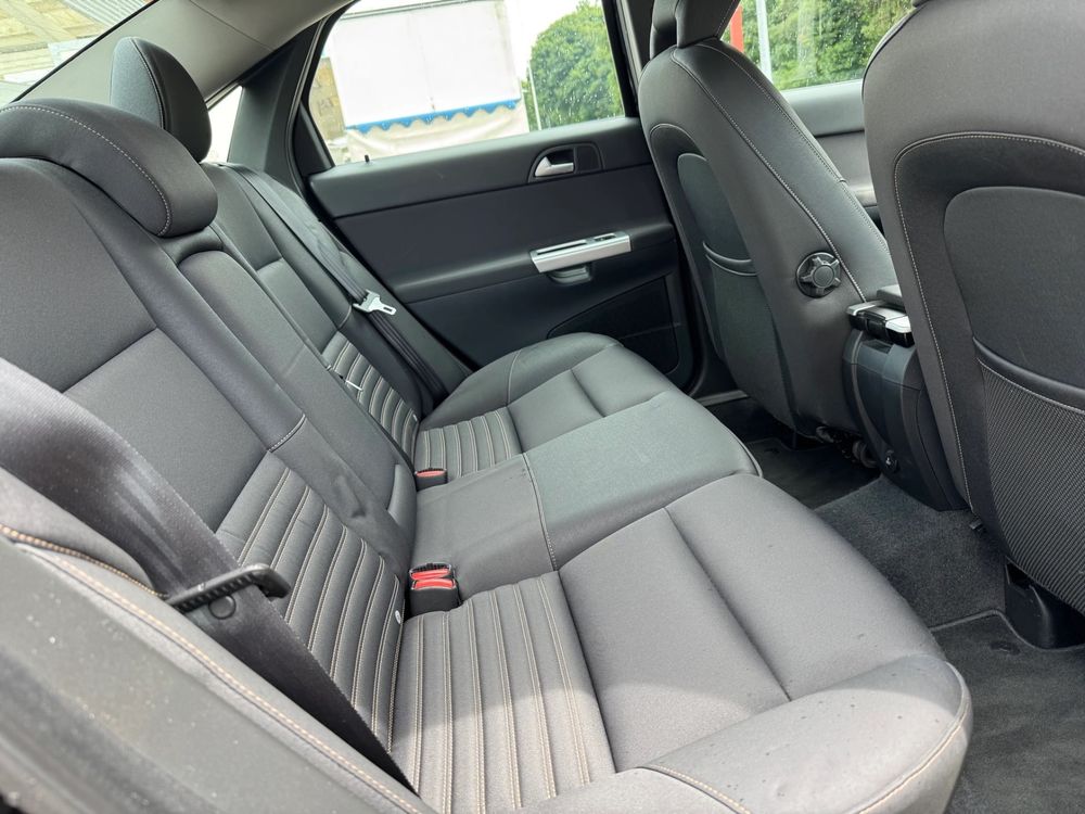 Volvo Automobili: VOLVO S40 T5 Momentum Geartronic 2010- 112 000 km Frisch MFK – Usato da Wil SG venduto da Adeja09 9