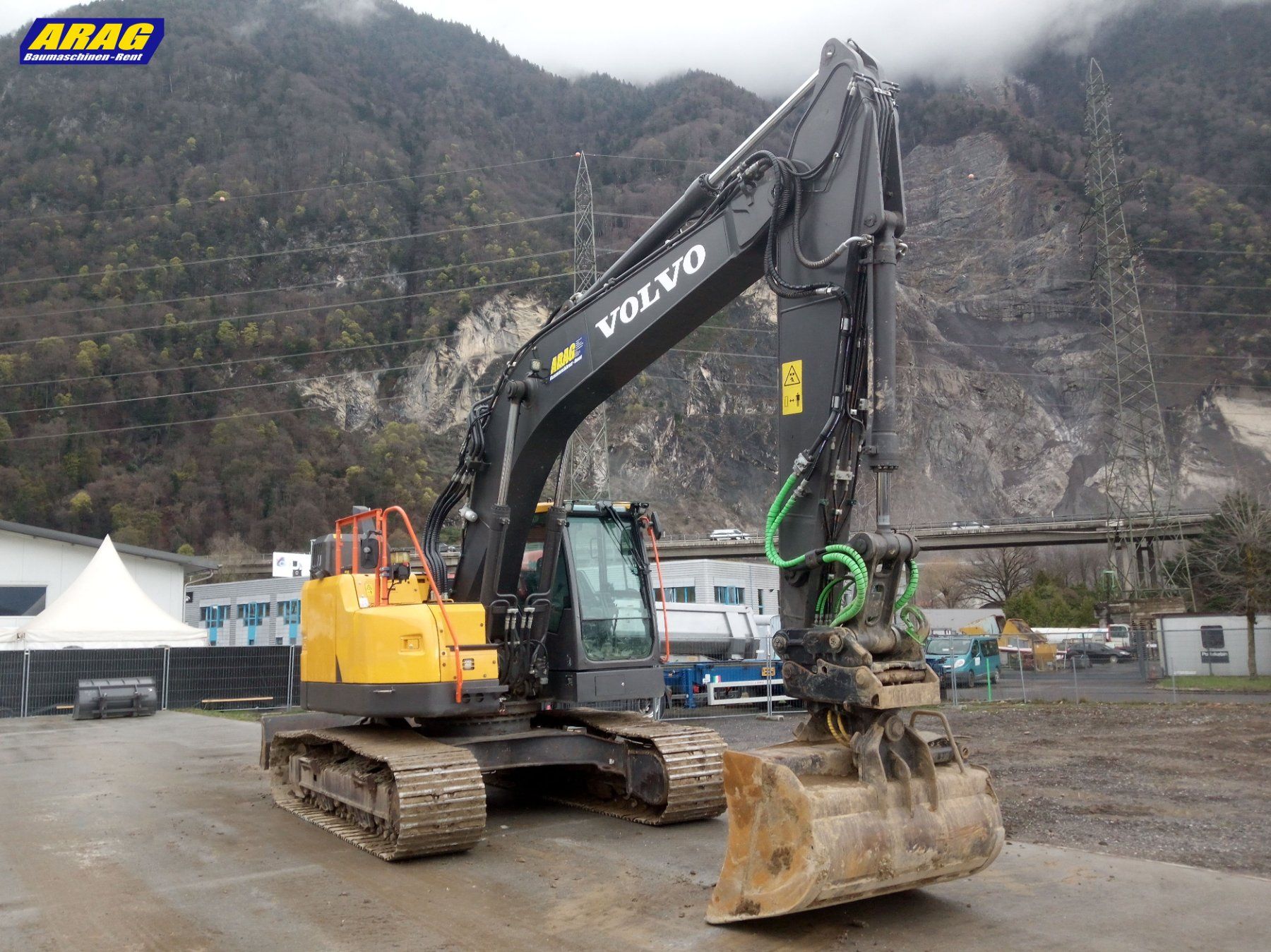 Volvo Escavatori: Volvo ECR235 EL Raupenbagger – Usato da Hasle LU venduto da Arag08 2
