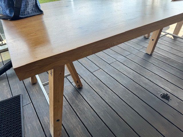 Tavoli: Holz Gartentisch – Usato da Auenstein venduto da Marketinfabrik 4