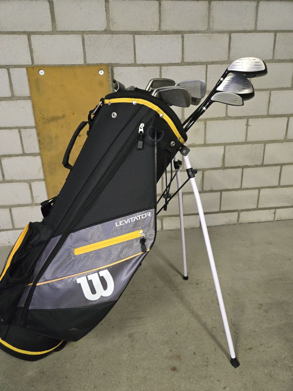 Wilson Mazze & Set: Wilson Golf Set  – Usato da Ins venduto da dziprince 5