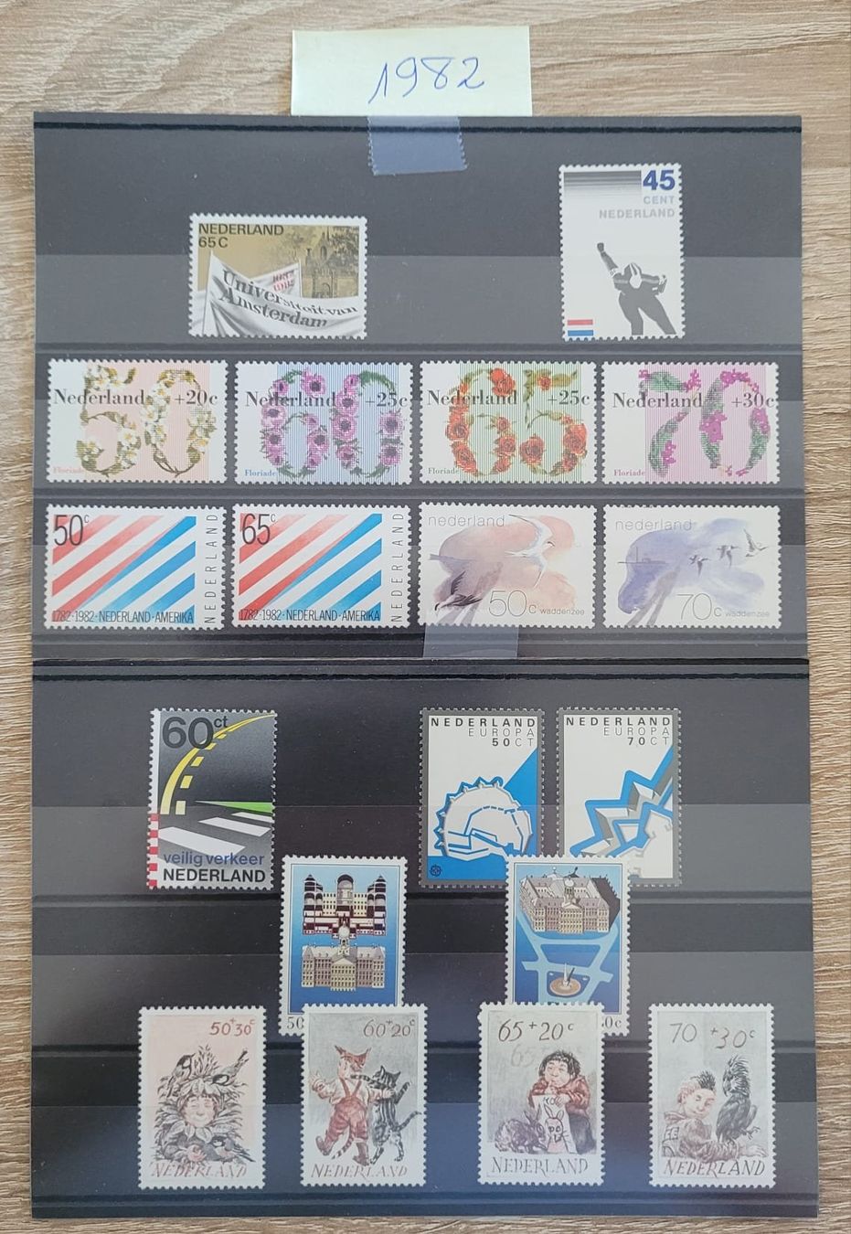 Tutti i francobolli: Niederlande 1982 komplett postfrisch ** – Nuovo (secondo la descrizione) da St Gallen venduto da Stampsalshobby
