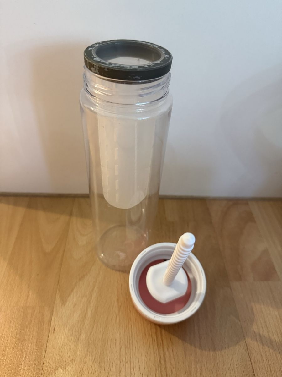 Borracce & Thermos: Press a bottle – Usato da Sissach venduto da fre_5c77