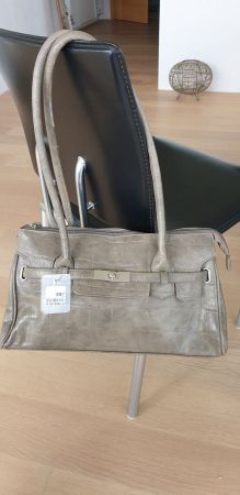 neue Handtasche
