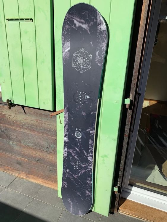 Snowboard Nitro Board: Nitro Snowboard – Usato da Lausanne venduto da mar_x8gb