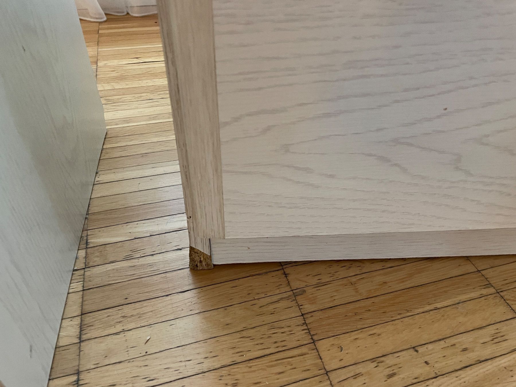 Comodini: 2 schöne Nachttische - creme weiss - Holz - robust – Usato da Neftenbach venduto da Justine76 5